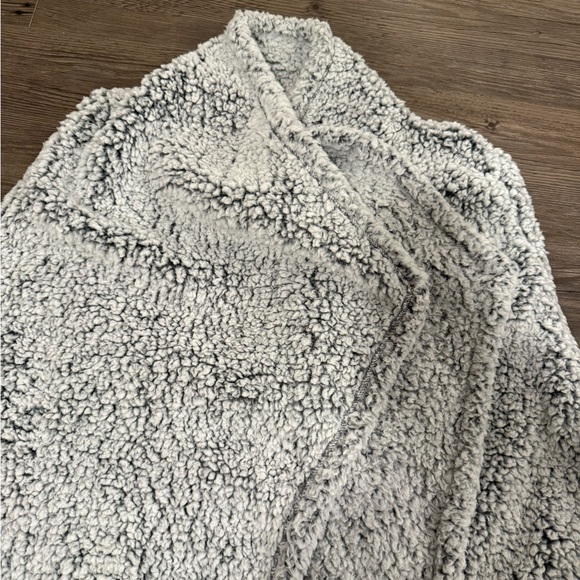 NWT Fireside Plush Vest - Eddie Bauer - Picture 7 of 9